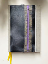 Load image into Gallery viewer, Barnacle Case - Dk. Gray
